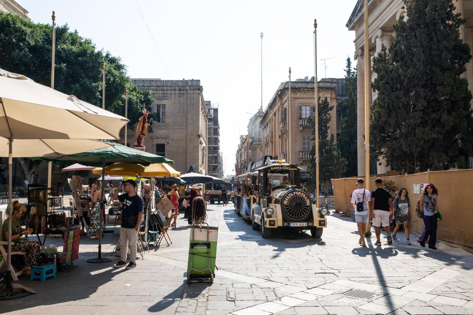 Valletta Waterfront Backyard Flat By Arcobnb Флориана Экстерьер фото