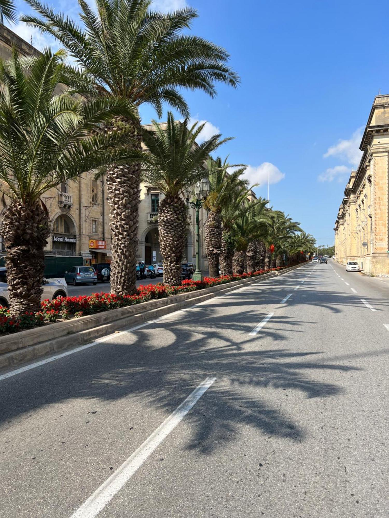 Valletta Waterfront Backyard Flat By Arcobnb Флориана Экстерьер фото