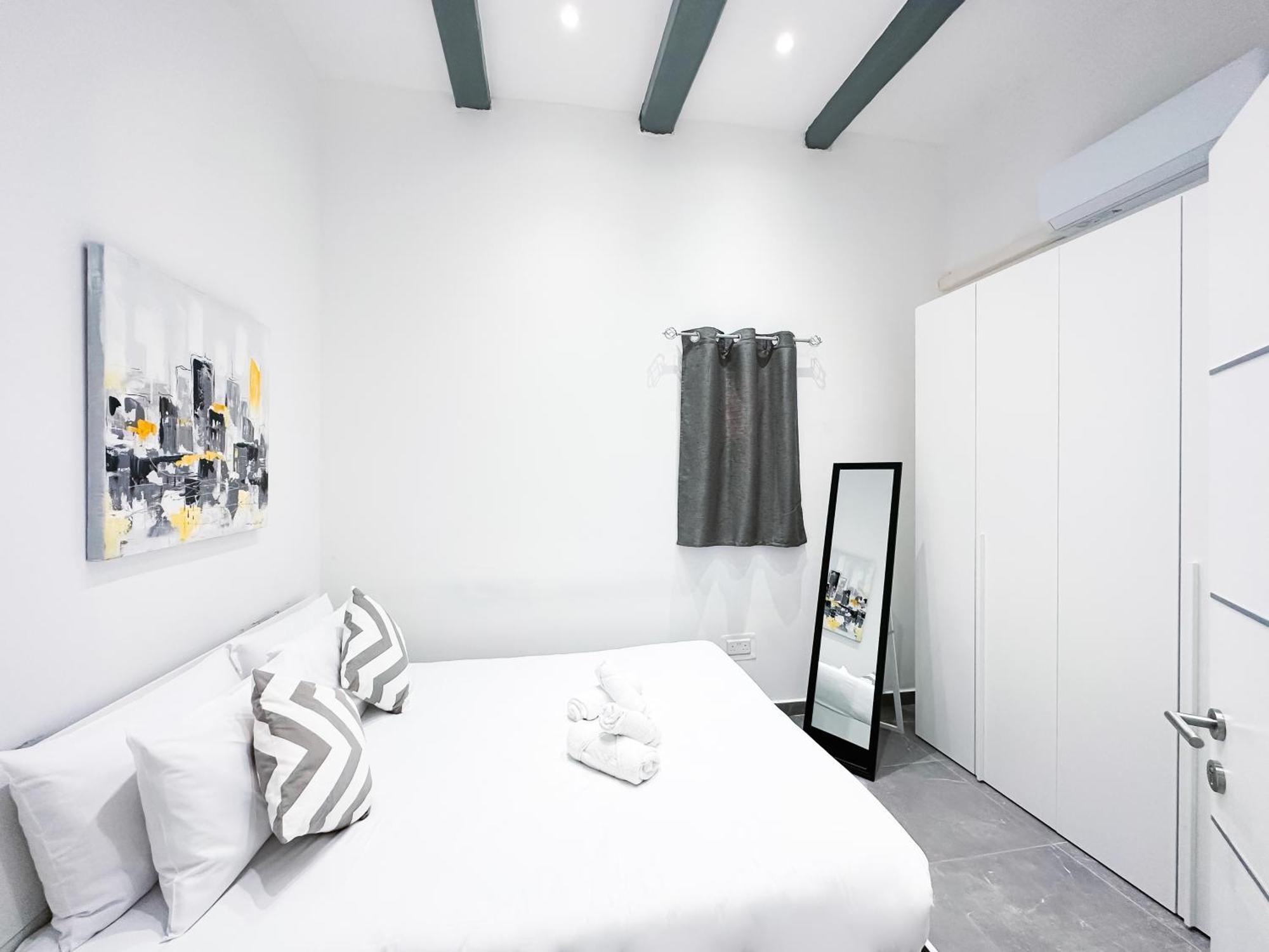 Valletta Waterfront Backyard Flat By Arcobnb Флориана Экстерьер фото